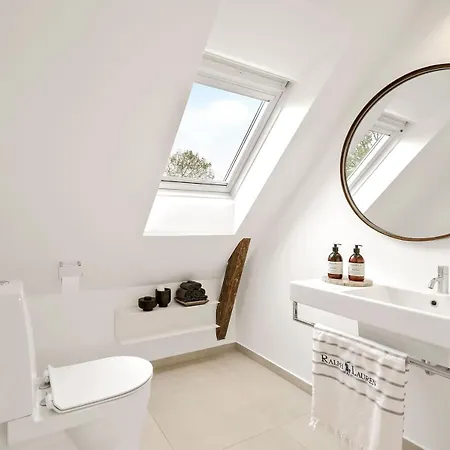 Stylish & Cozy 3b Close To Ocean